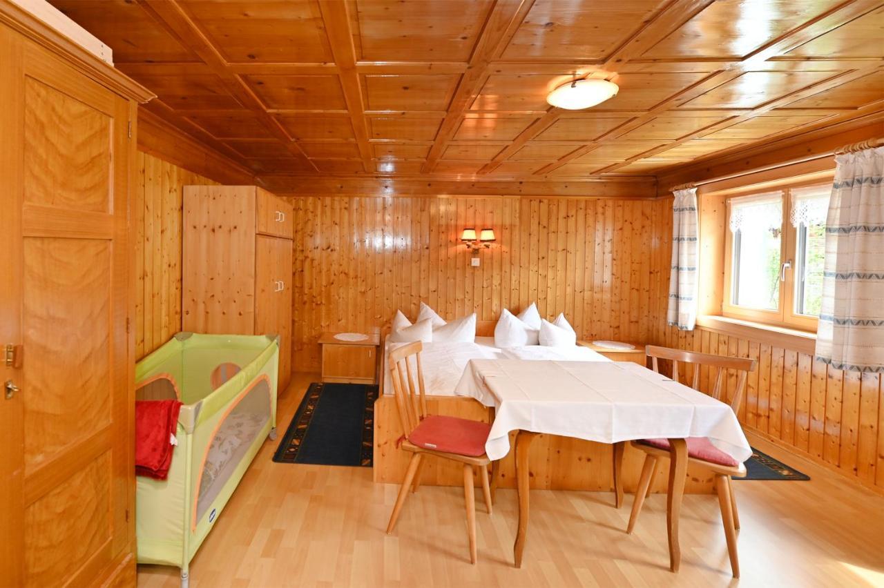 Ferienbauernhof Moosbrugger Apartment Schoppernau Exterior photo