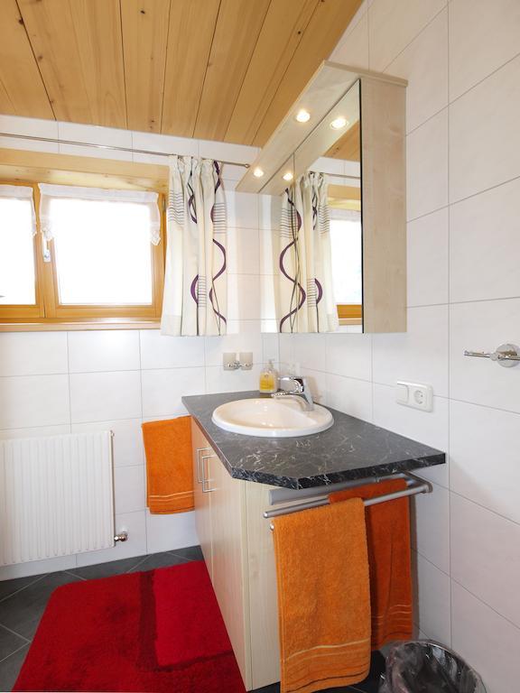 Ferienbauernhof Moosbrugger Apartment Schoppernau Room photo